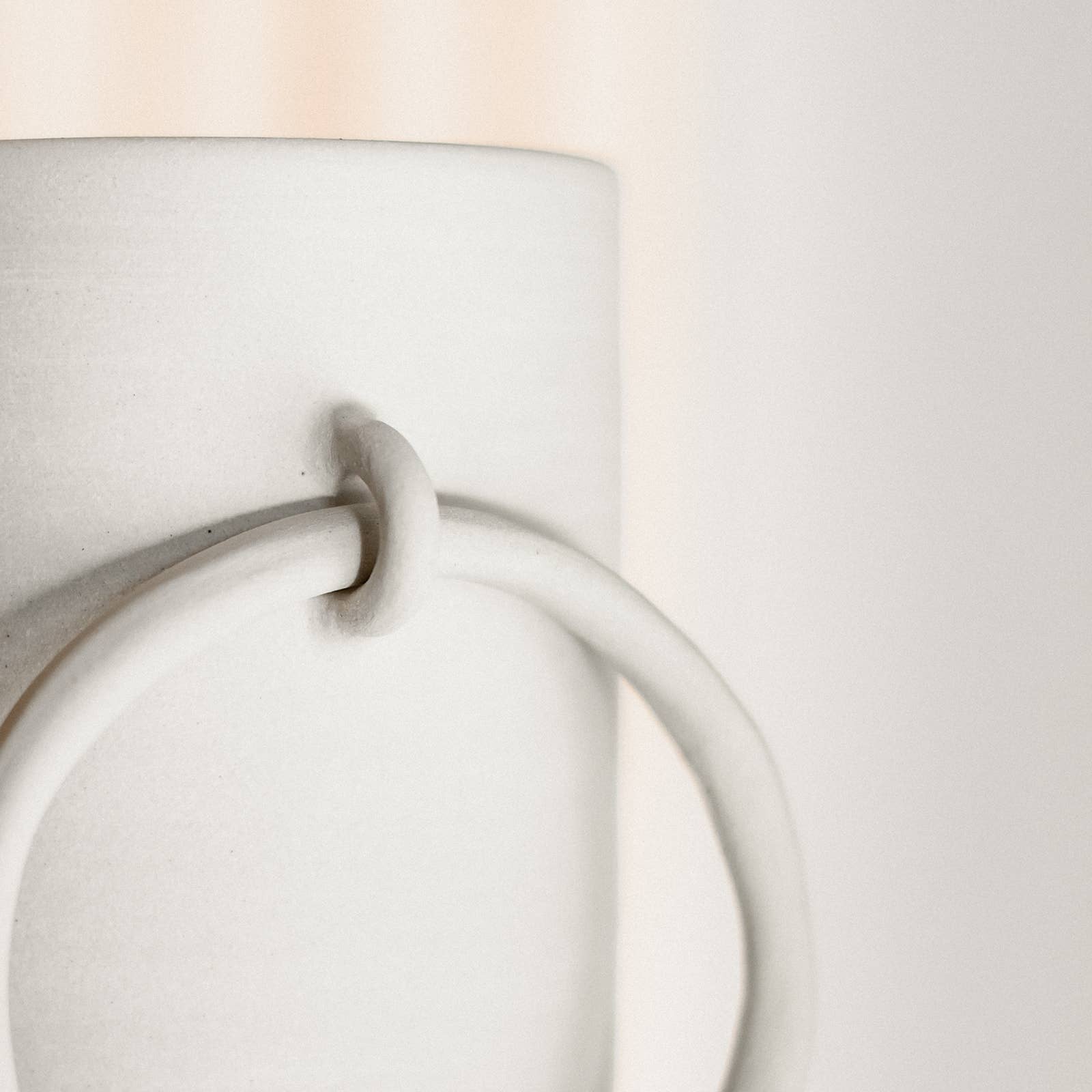 Vase en grès - Big ring (blanc crème)